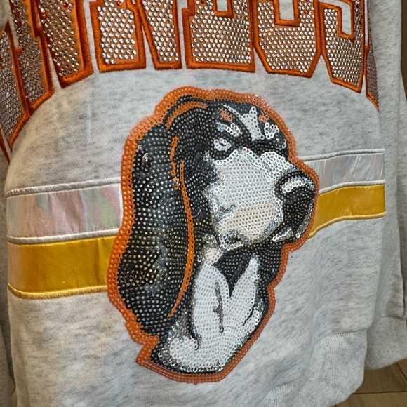 New! QUEEN OF SPARKLES  Licensed Gray Volunteers Tennessee Vintage Sweatshirt - Picture 4 of 10